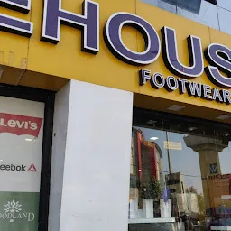 Warehouse Footwear Store (Memnagar)