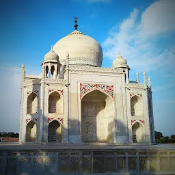 Water Fountain At Seven Wonders