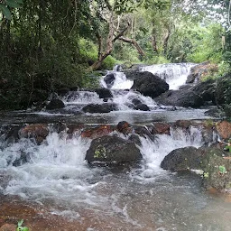 Waterfall Pang Chendy
