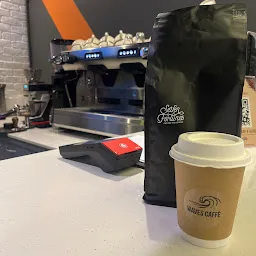 WAVES CAFFÈ