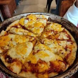 William John's Pizza (Manjalpur)
