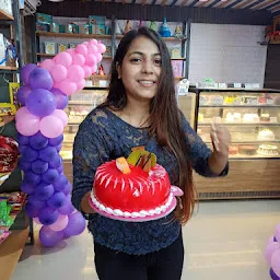 Winni Cakes & More - Cake Delivery in Zero Mile,Muzaffarpur