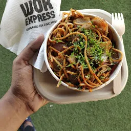 Wok In The Box