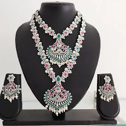 Women's Style Boutique and Imitation Jewellery