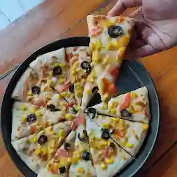 Wooddy Jhone's Pizza (Pizza & Birthday Party Place In Nashik)