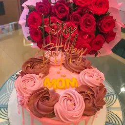 WOW CAKES & More