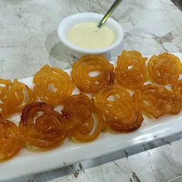 Wow chowpati by Amar Punjabi