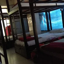 WOWSTEL - AC Dormitory/PG In Mumbai