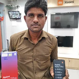 Xiaomi(Mohit Mi store)