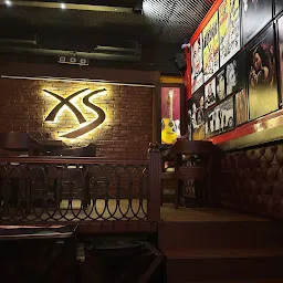 Xs Bar & Lounge