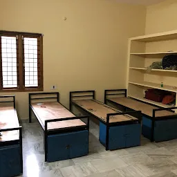 YAARI LADIES HOSTEL