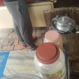 Yadav Lassi & Tea Stall