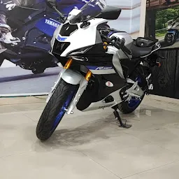 YAMAHA SHOWROOM