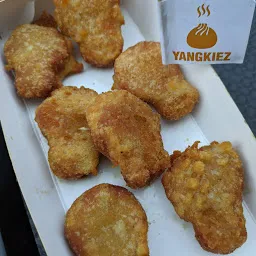 YANGKIEZ by MOMO MAMI