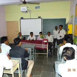 Yashwantrao Chavan English School