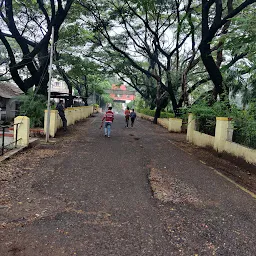 Yashwantrao Chavan Law College