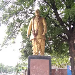 Yashwantrao Chavhan Statue