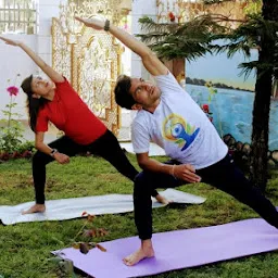 YOGA CLASSES & PERSONAL YOGA TRAINING AT YOUR HOME