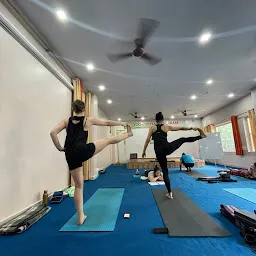 Yoga Vidya Mandiram