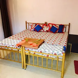 Yogmaya Home Stay योगमाया होम स्टे