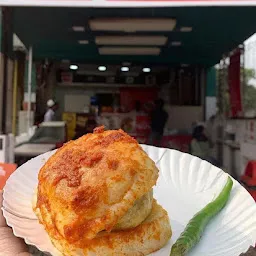 Yummy Vadapav