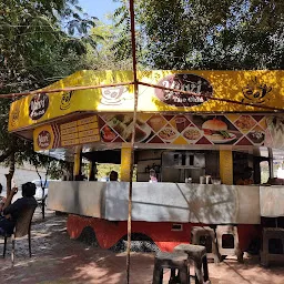 Yuvi The Cafe