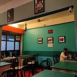 Zamus Restaurant