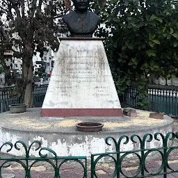 Zaverchand Meghani Statue