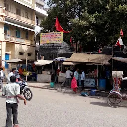 Zero Road Bus Stand